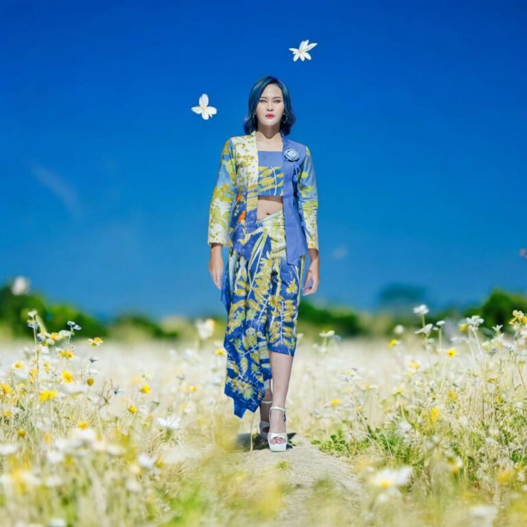 WhatsApp Image 2025-10-23 at 22.42